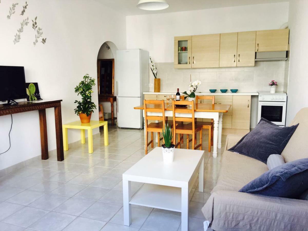 La Santa Feel Good Villa Bagian luar foto